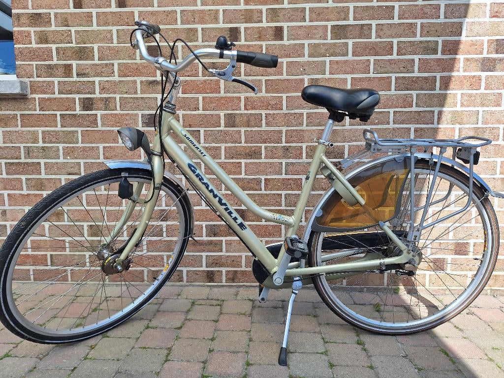 Damesfiets Granville licht grijs, Fietsen en Brommers, Gebruikt, Versnellingen, Trommelrem, Ophalen