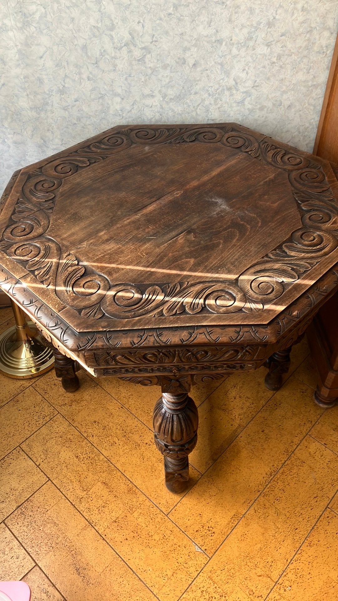 Antieke achthoekige eiken bijzettafel, Ophalen