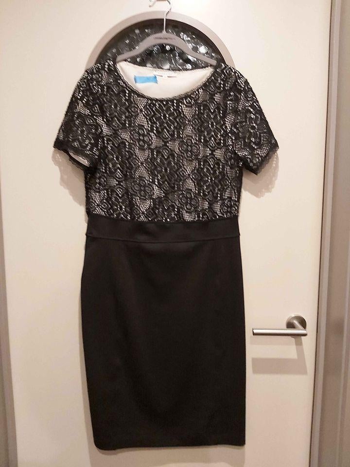 Jurk, 40, NIEUW, Lola & liza, jurk met kant, Vêtements | Femmes, Robes, Enlèvement ou Envoi, Neuf, Taille 38/40 (M), Noir