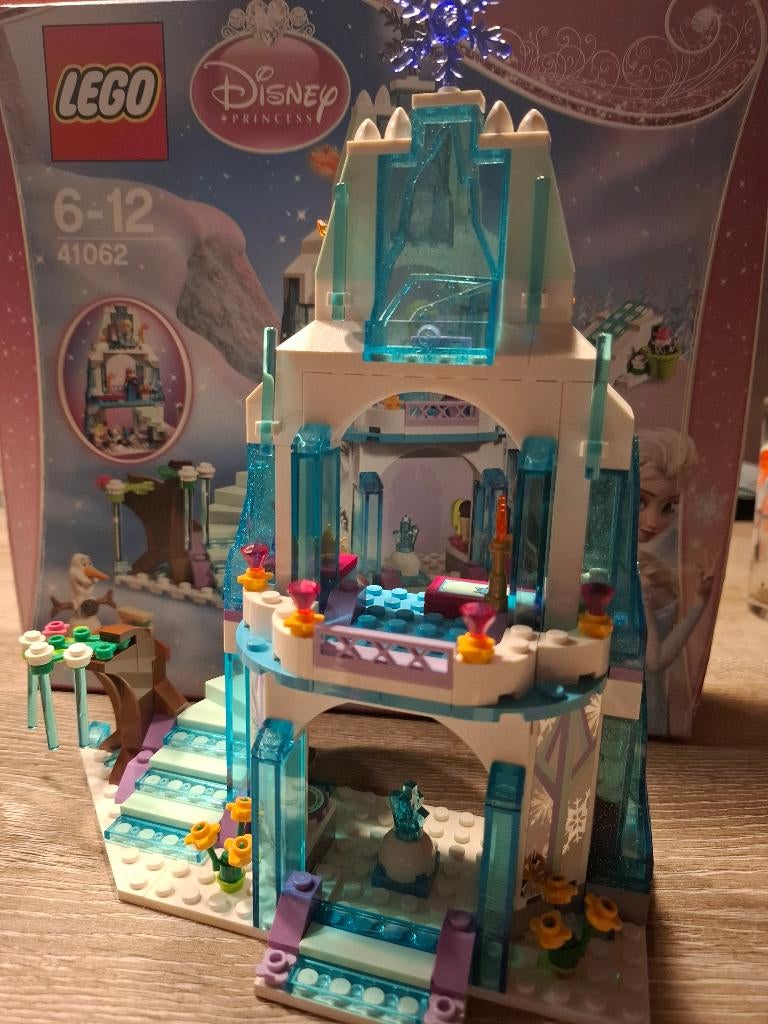 Lego Disney 41062 Frozen Elsa's fonkelende ijskasteel, Ophalen, Lego, Zo goed als nieuw, Disney