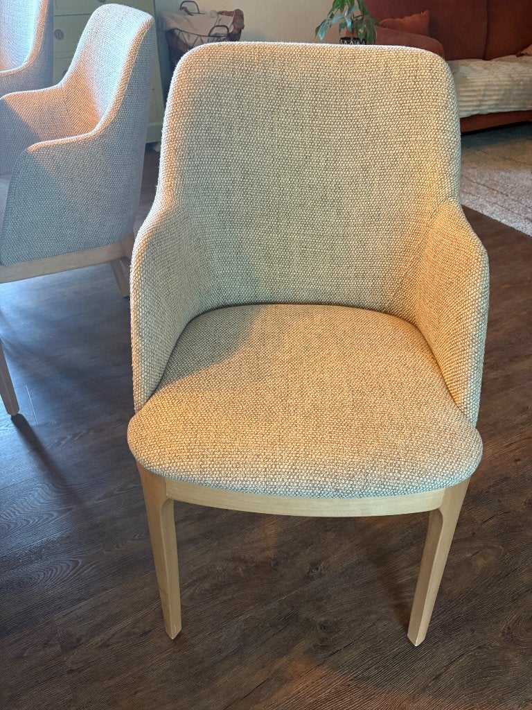 Stoelen + eettafel, Gris, Comme neuf, Landelijk, Enlèvement