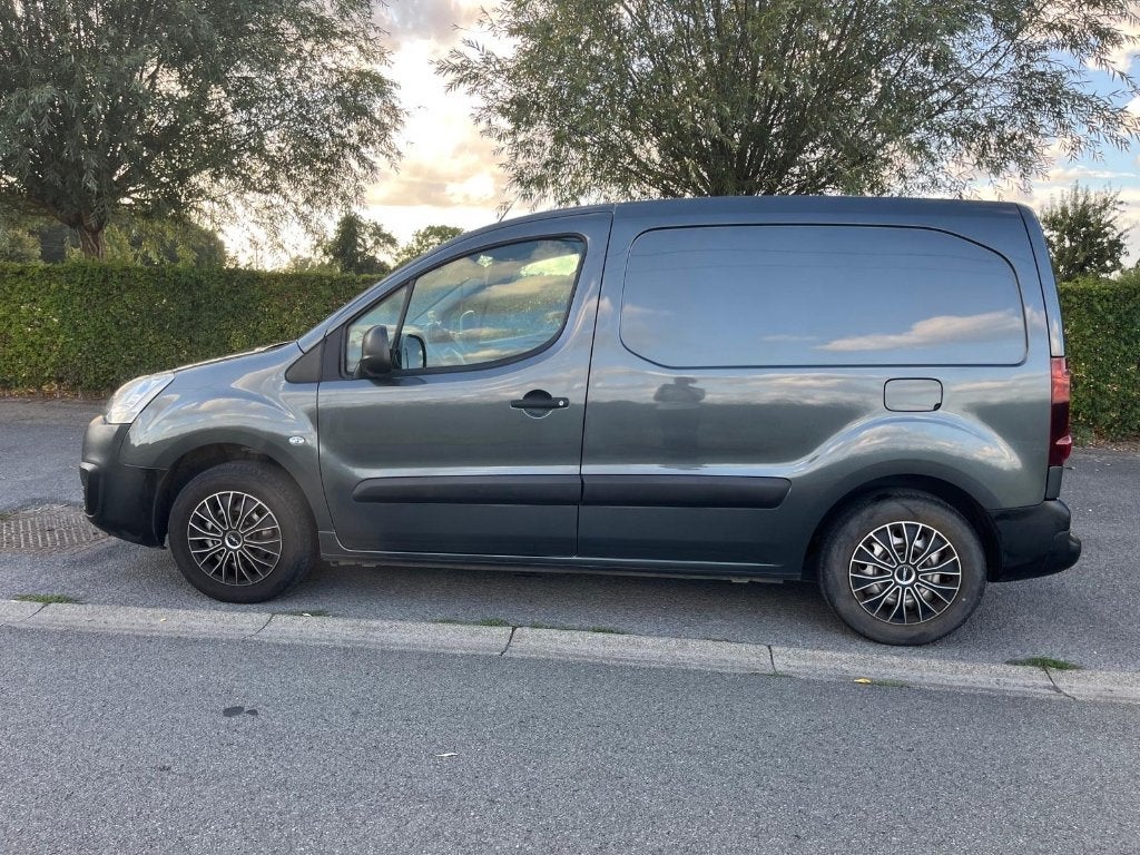 Citroën berlingo lichte vracht, Voorwielaandrijving, Euro 5, Stof, Zwart