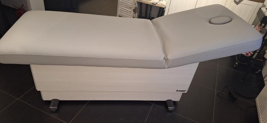 Lemi behandeltafel "Versus" 1 motor, Enlèvement, Comme neuf, Table de massage