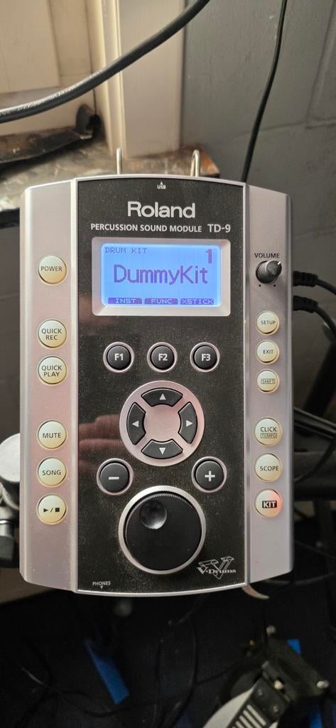 Geüpgraded ROLAND drumstel, Ophalen