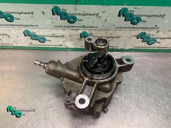 Pompe à vide (diesel) d'un Volvo V50, -, 3 mois de garantie, -, -