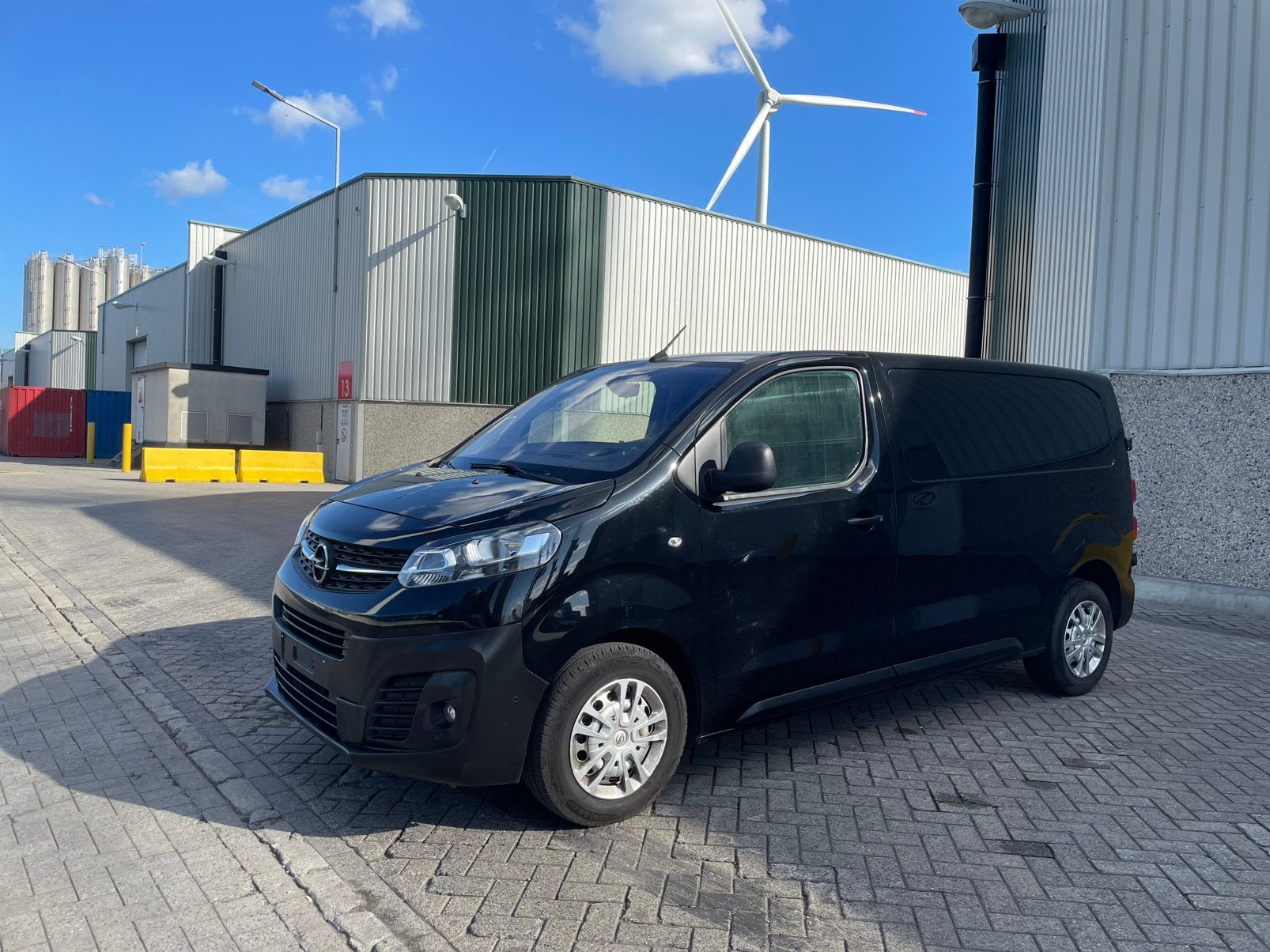Opel Vivaro 2.0 | Automaat | Premium pakket |Trekhaak, Auto's, Bestelwagens en Lichte vracht, Automaat, Used 1. Bestelwagens met ervaring.