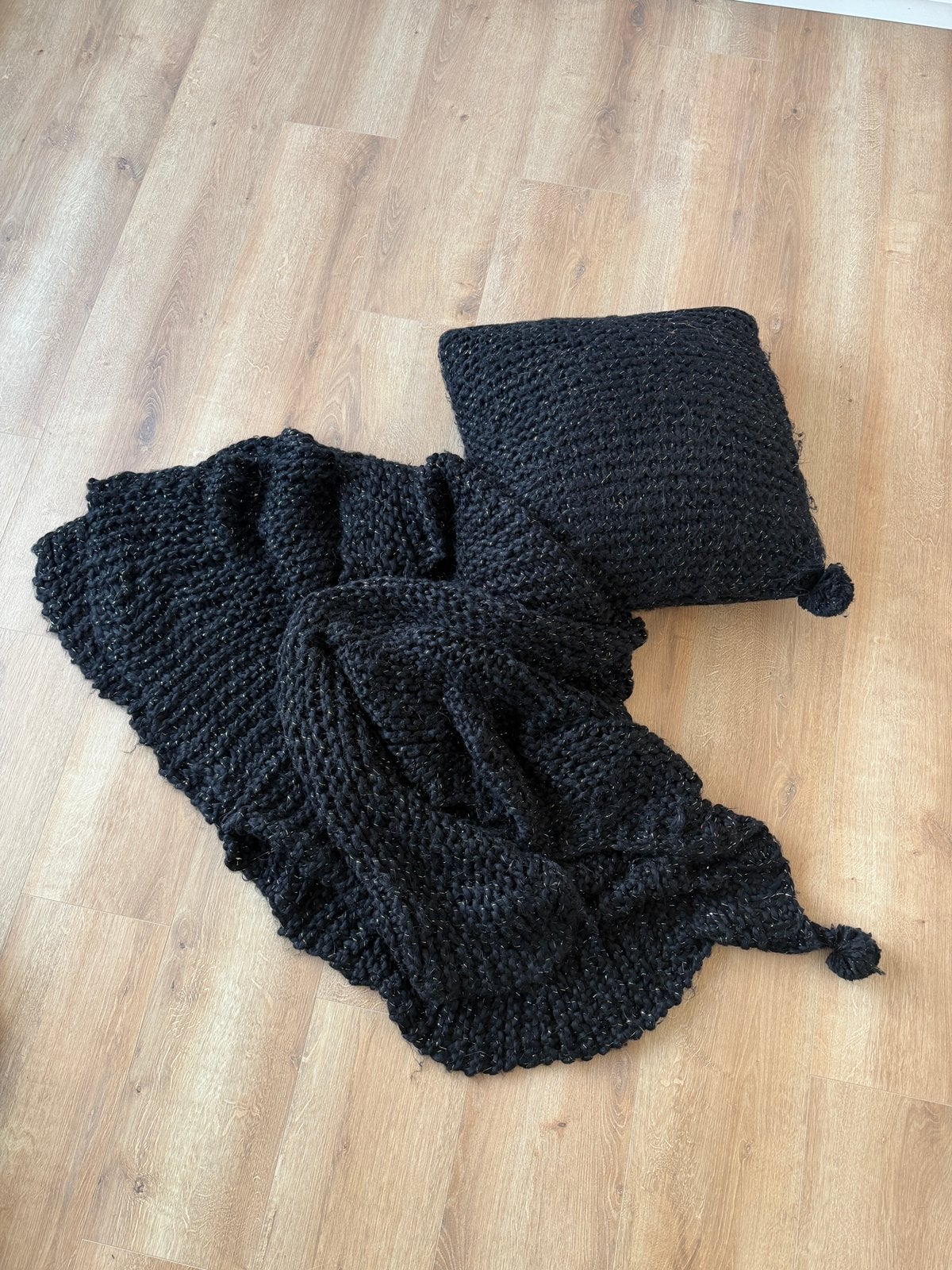 Zwart met goud gebreid dekentje en hoofdkussen, Ophalen of Verzenden, Nieuw