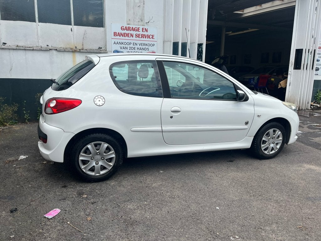 Peugeot 206+ 1.1i Generation Benzine | 75.450 KM | 2012, Auto's, Euro 5, Bedrijf, Handgeschakeld, Airconditioning