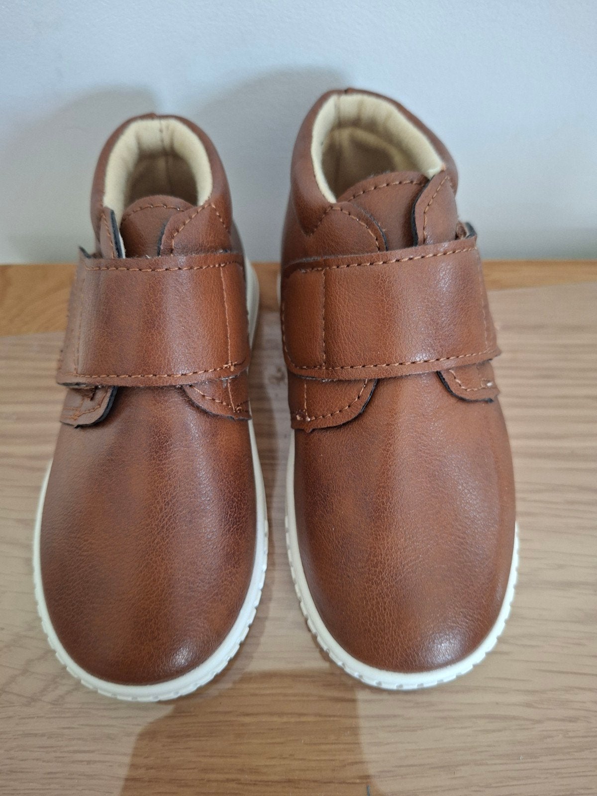 kinderschoenen, Ophalen