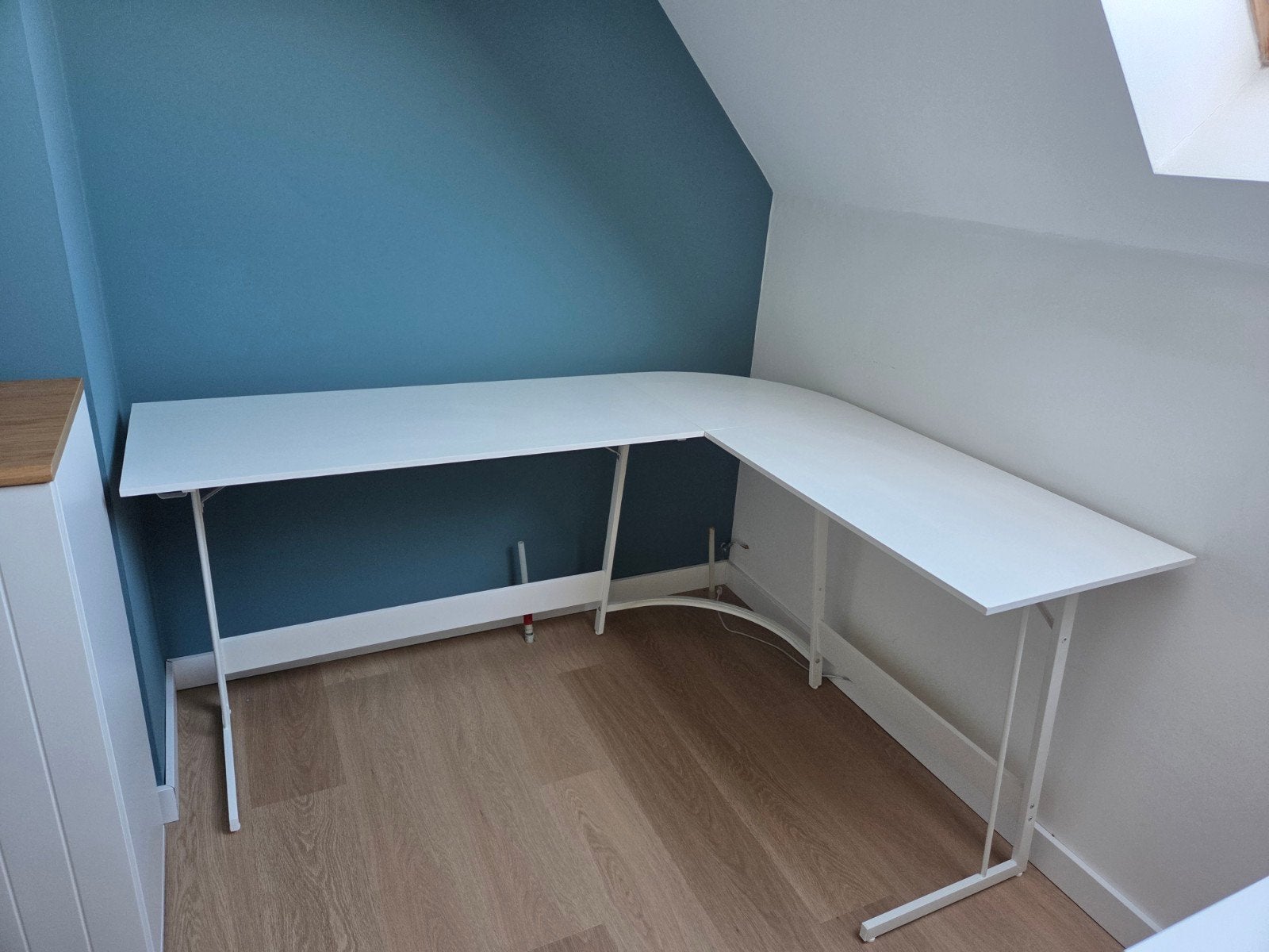Hoekbureau - L-tafel, Ophalen, 150 cm, Zo goed als nieuw, Overige merken