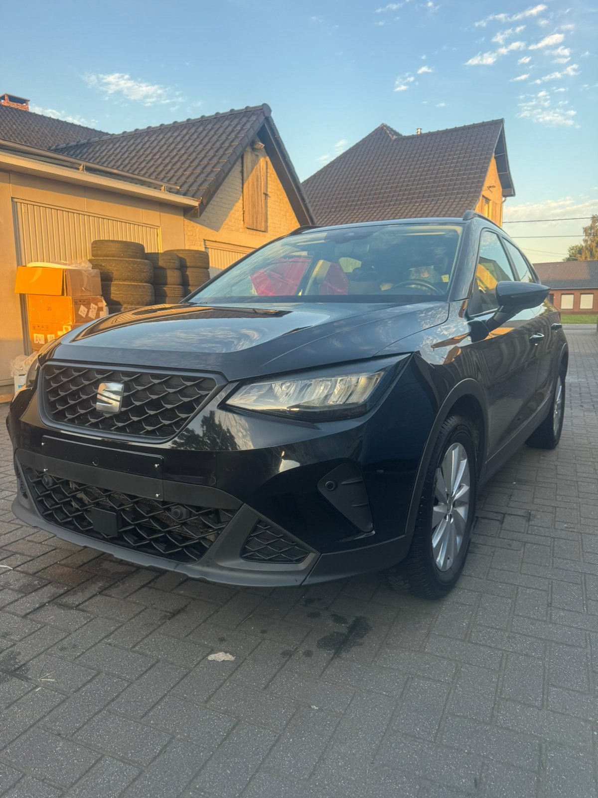seat arona 2024 automaat benzine, Autos, Essai à domicile, Achat, Noir, 5 portes