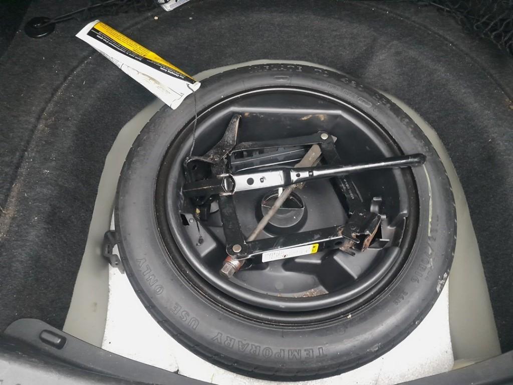 DIVERSEN Krikset + reservewiel Cadillac CTS I, Gebruikt, Cadillac