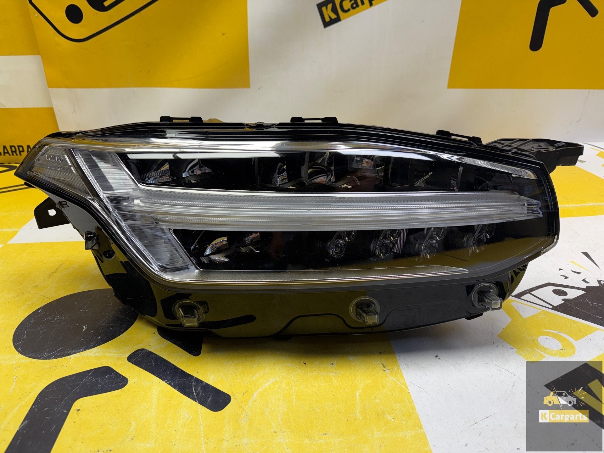 Lamp VOLVO XC90 FULL LED HIGH BEAM KOPLAMP RECHTS 31655159, Auto-onderdelen, Gebruikt, Gunnar Engellaus vag 8
405 31  Gothenburg, SE
