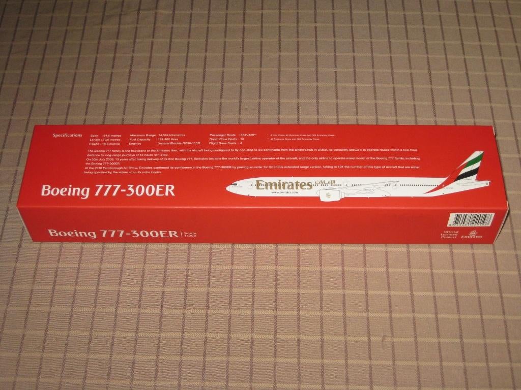 Schaalmodel 1:200 Emirates Boeing 777-300ER, Verzamelen, Ophalen, Schaalmodel