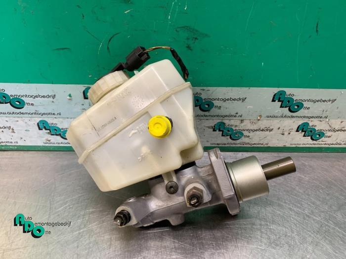 Cylindre de frein principal d'un BMW 3-Serie, -, 3 mois de garantie, Utilisé, -