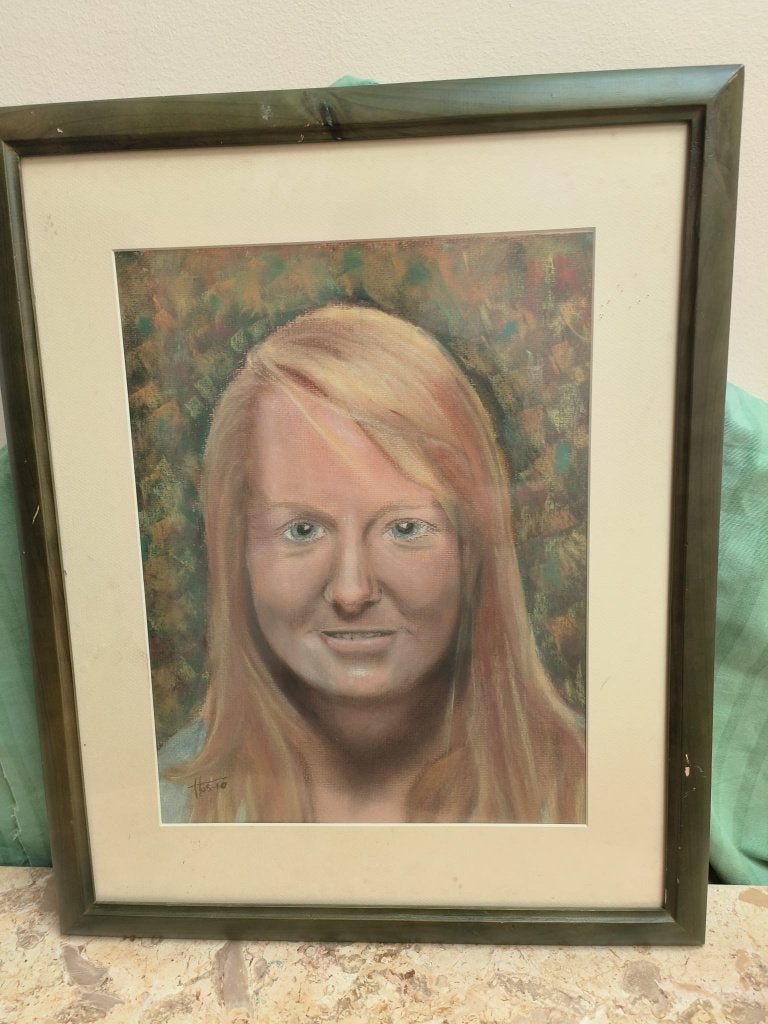 Geschilderd vrouwenhoofd op plaat (55cmx45cm), Antiquités & Art, Art | Peinture | Classique, Portrait ou Personnes, Panneau, Enlèvement