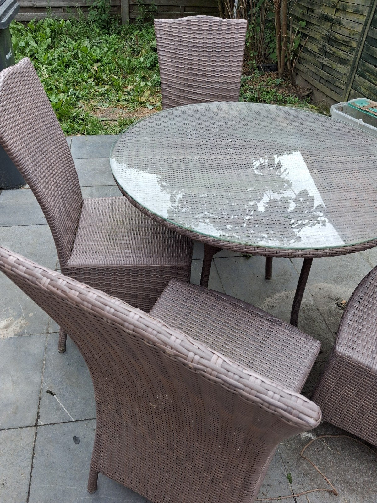 Zomerstoelen en tafel te koop, Enlèvement