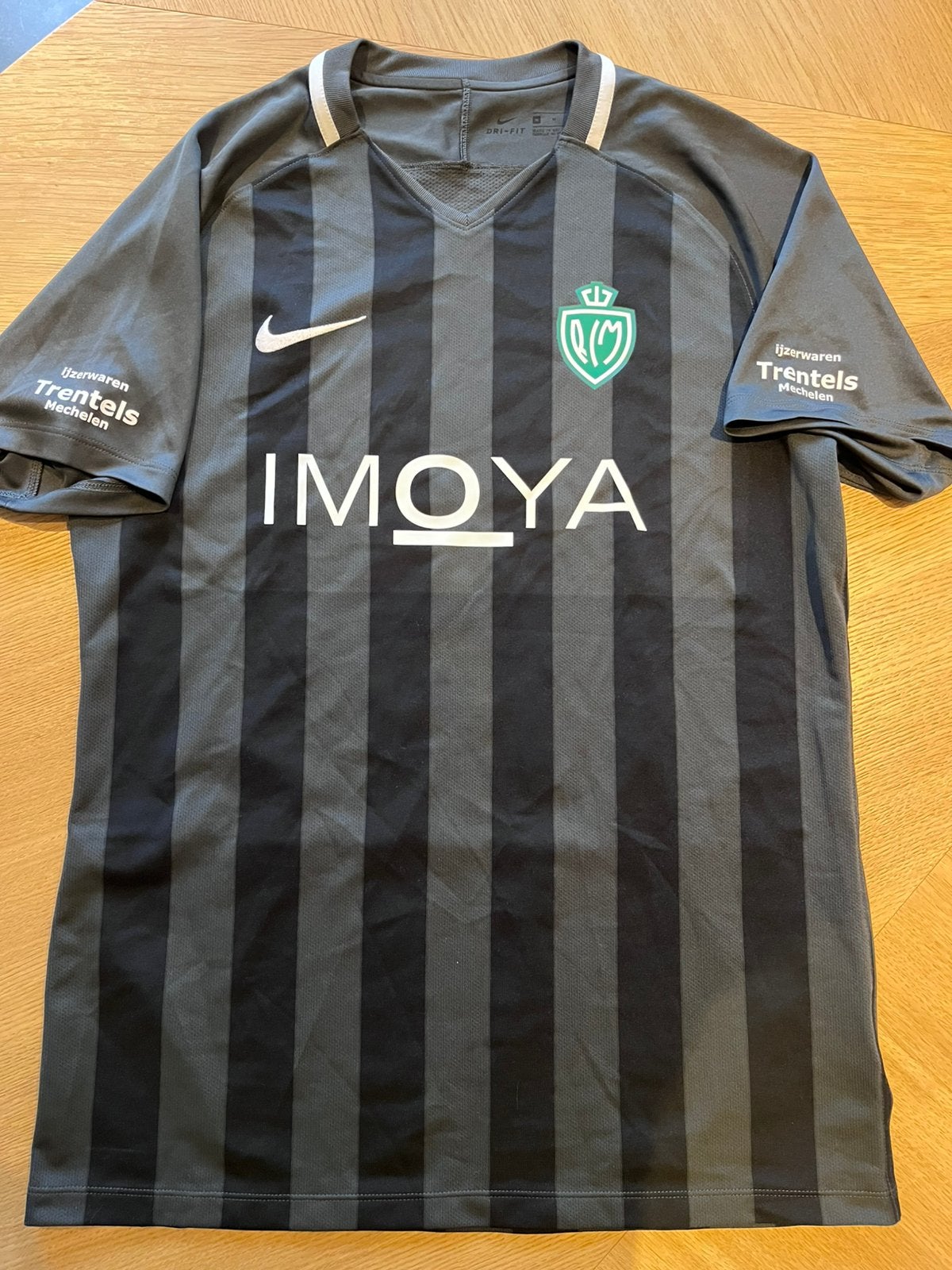 Matchworn shirt Racing Mechelen, Sport en Fitness, Voetbal, Verzenden, Zo goed als nieuw, Shirt