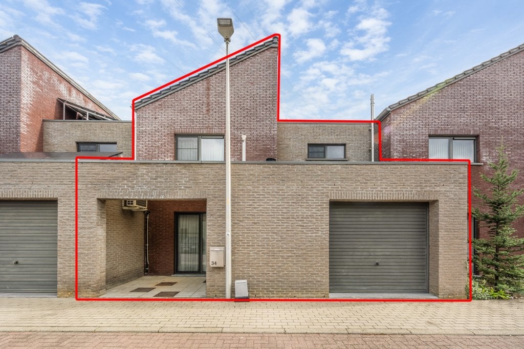Gezellige woning in rustige straat te Koersel, Immo, 200 tot 500 m², Tussenwoning, Provincie Limburg, Koersel-Beringen