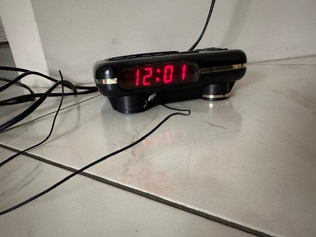 digitale klokradio (nr2171a), Elektronische apparatuur, Wekkers, Ophalen of Verzenden, Gebruikt, Digitaal
