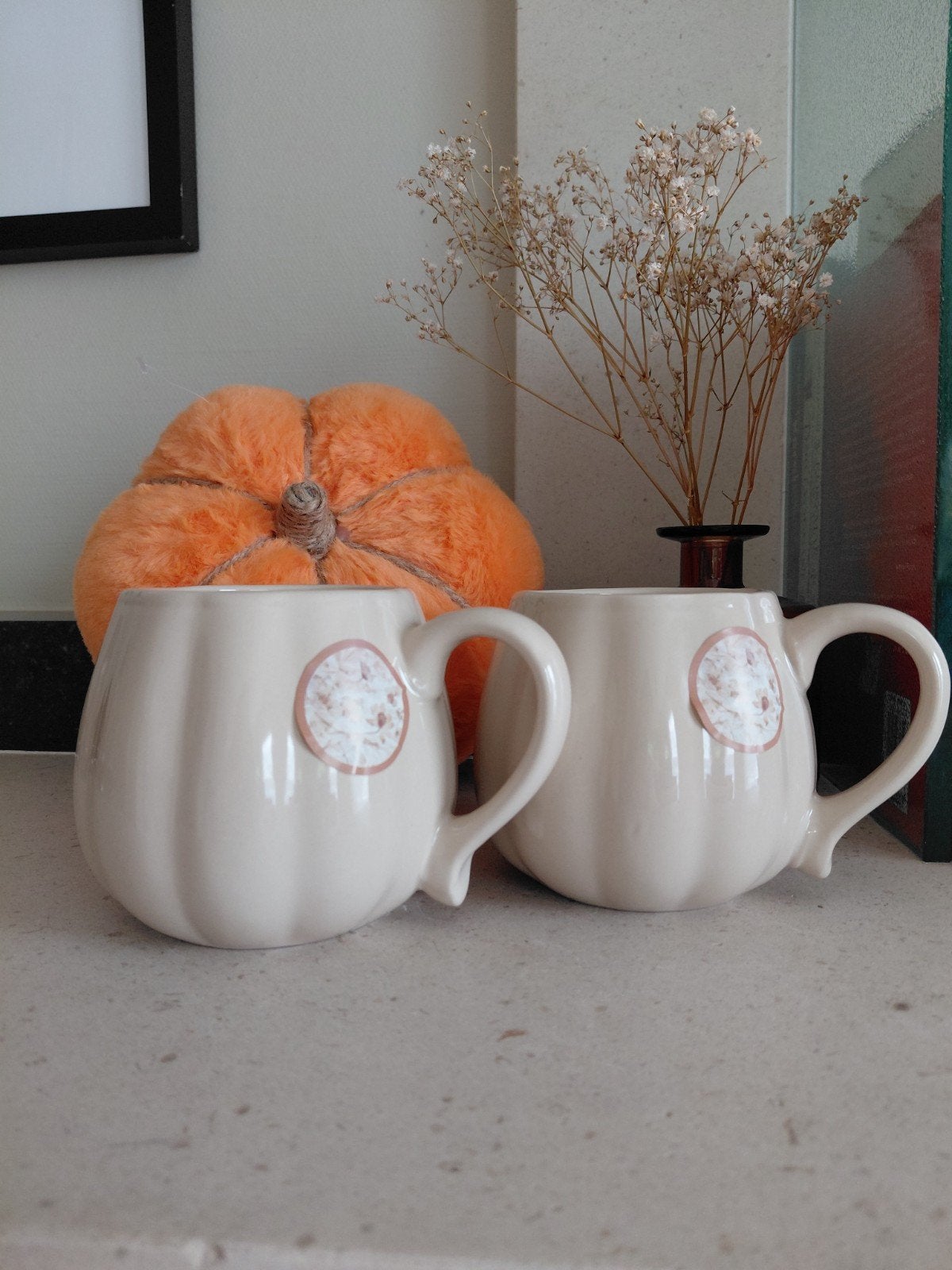 Set van 2 pompoenmokken beige - nieuw, Maison & Meubles, Cuisine | Vaisselle, Enlèvement, Neuf, Mug