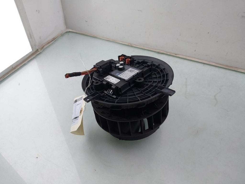 KACHEL VENTILATORMOTOR (|0130309001|A0999060312|A0999062003|, Gebruikt, Mercedes-Benz