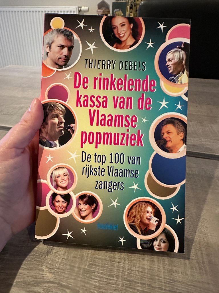 De rinkelende kassa van de Vlaamse popmuziek, Ophalen of Verzenden, Zo goed als nieuw