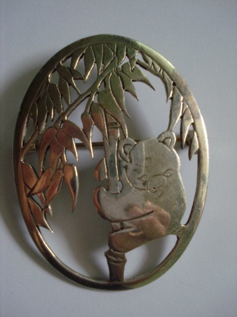 Broche en bambou en forme de panda argenté EcoArt by Niekerk, Bijoux, Sacs & Beauté, Broches, Comme neuf, Argent, Argent, 4 à 7 cm