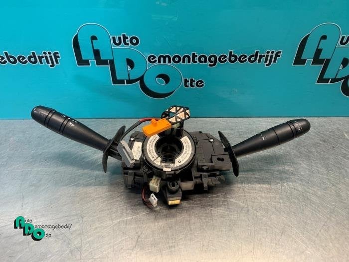 Commutateur combi colonne de direction d'un Renault Kangoo (, Renault, -, 3 mois de garantie, Utilisé
