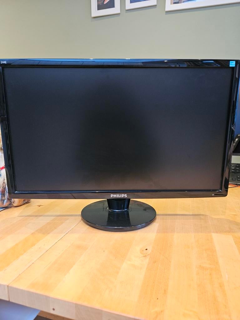 Koopje : Philips 24" FullHD met touch., Computers en Software, Monitoren, 3 tot 5 ms, Full HD, Zo goed als nieuw, Phillips