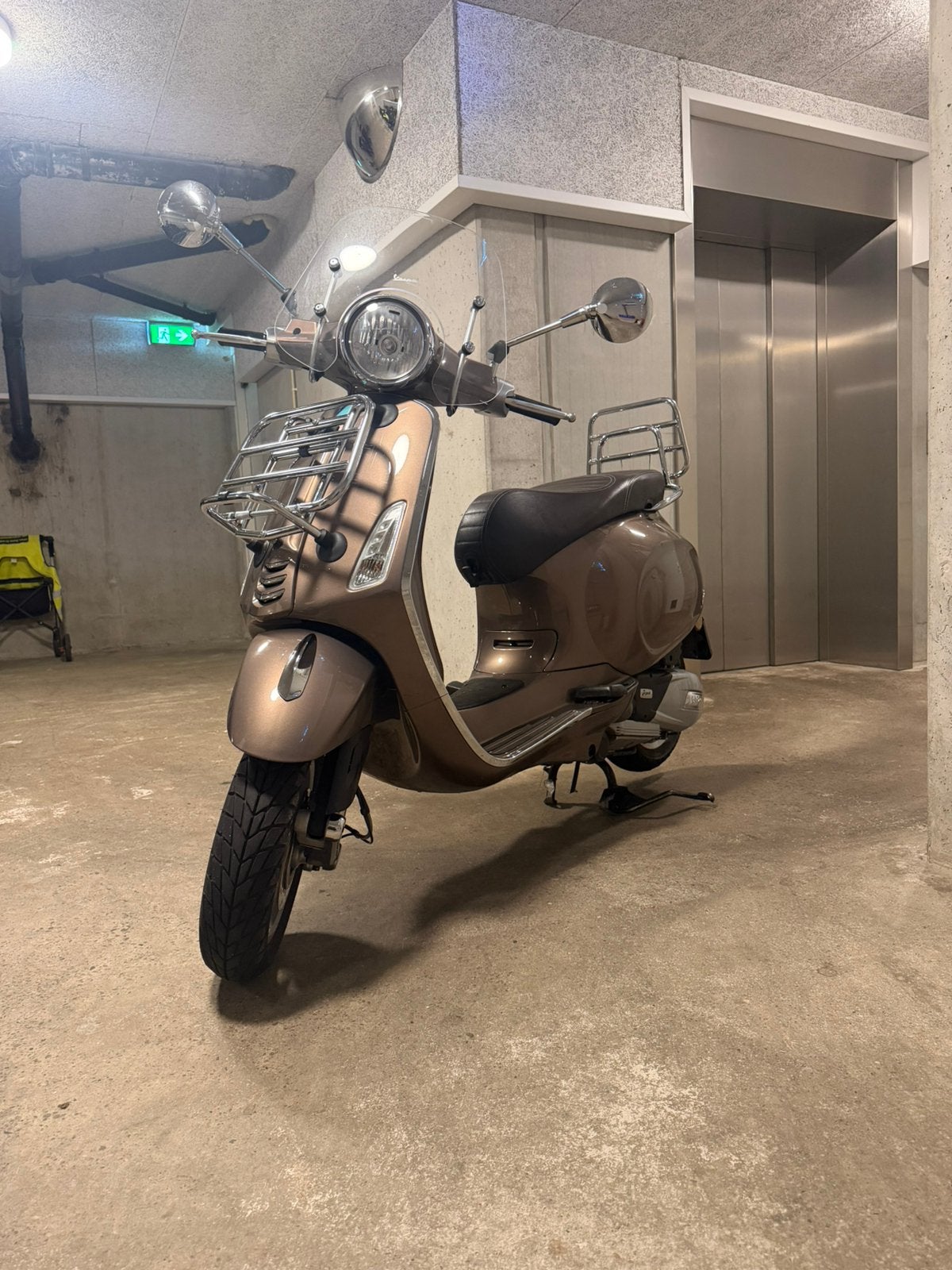 Vespa Primavera 125 brom papieren, Enlèvement ou Envoi, Comme neuf