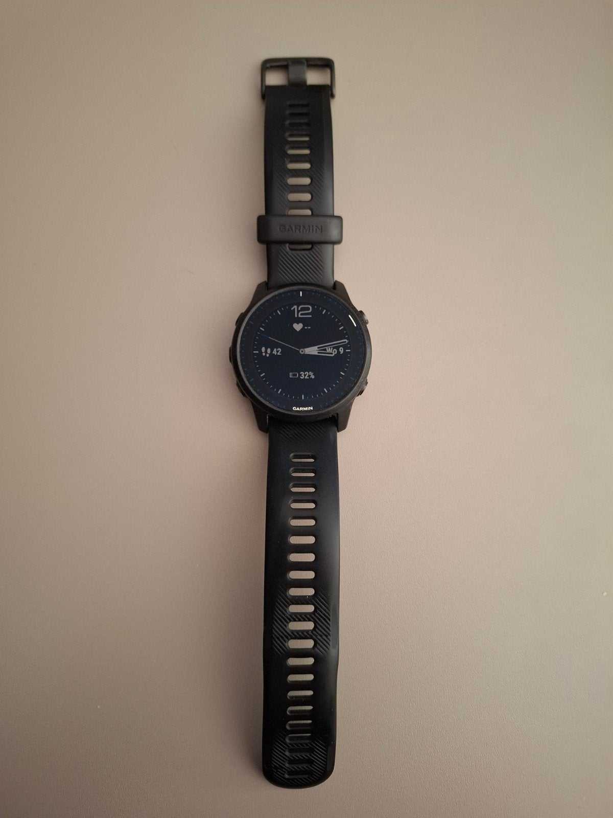 garmin forerunner 945 lte, Bijoux, Sacs & Beauté, Montres de sport, Enlèvement ou Envoi, Utilisé
