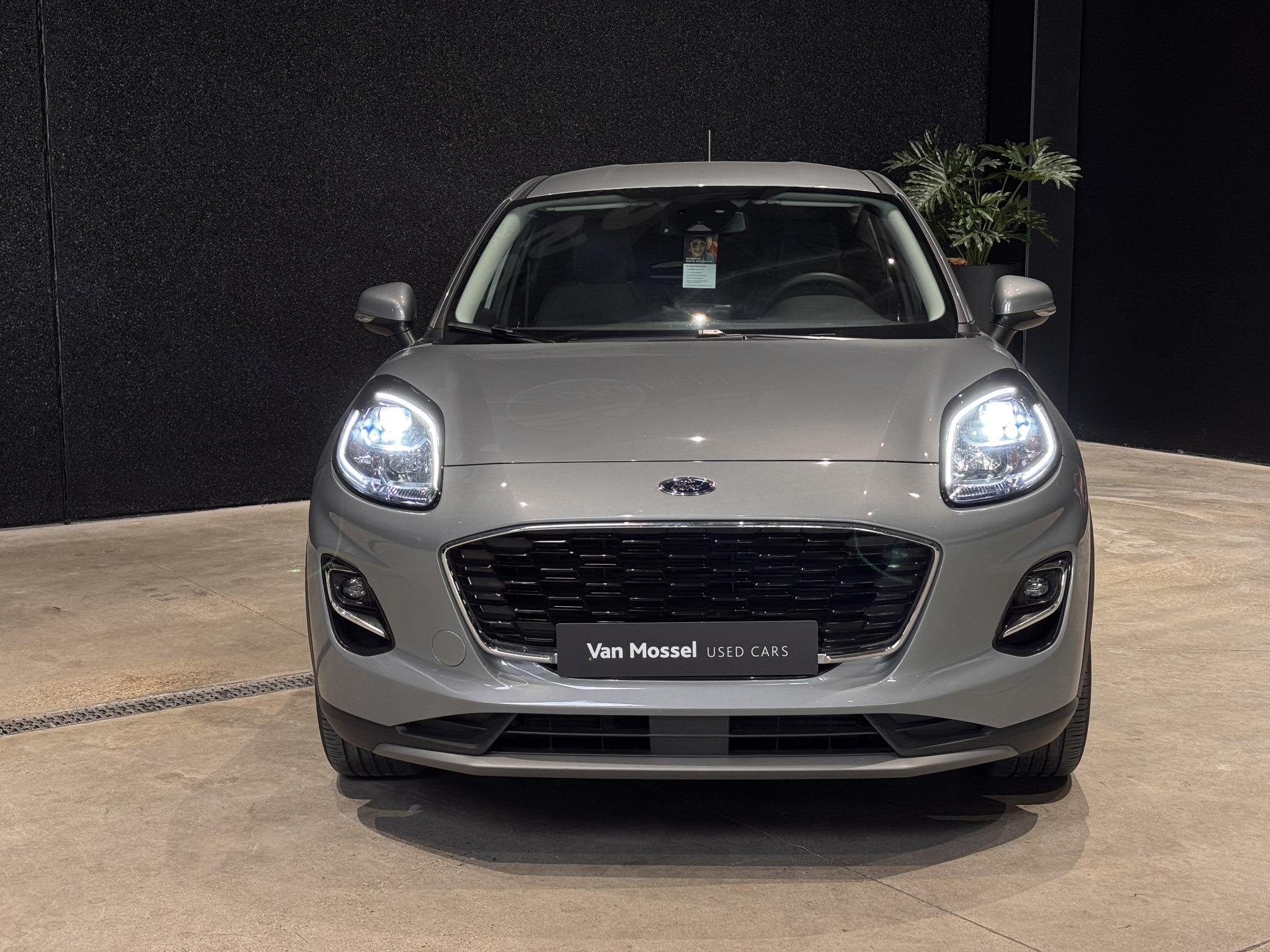 Ford Puma Titanium - Automaat - Winterpack - Carplay, Auto's, Stof, Euro 6, 1226 kg, Bedrijf