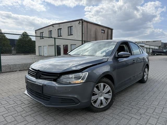 Volkswagen Jetta 1.4 TSI Automaat / Ongeval wagen Accident, Auto's, Volkswagen, 4 deurs, 122 pk, Gebruikt, 4 cilinders