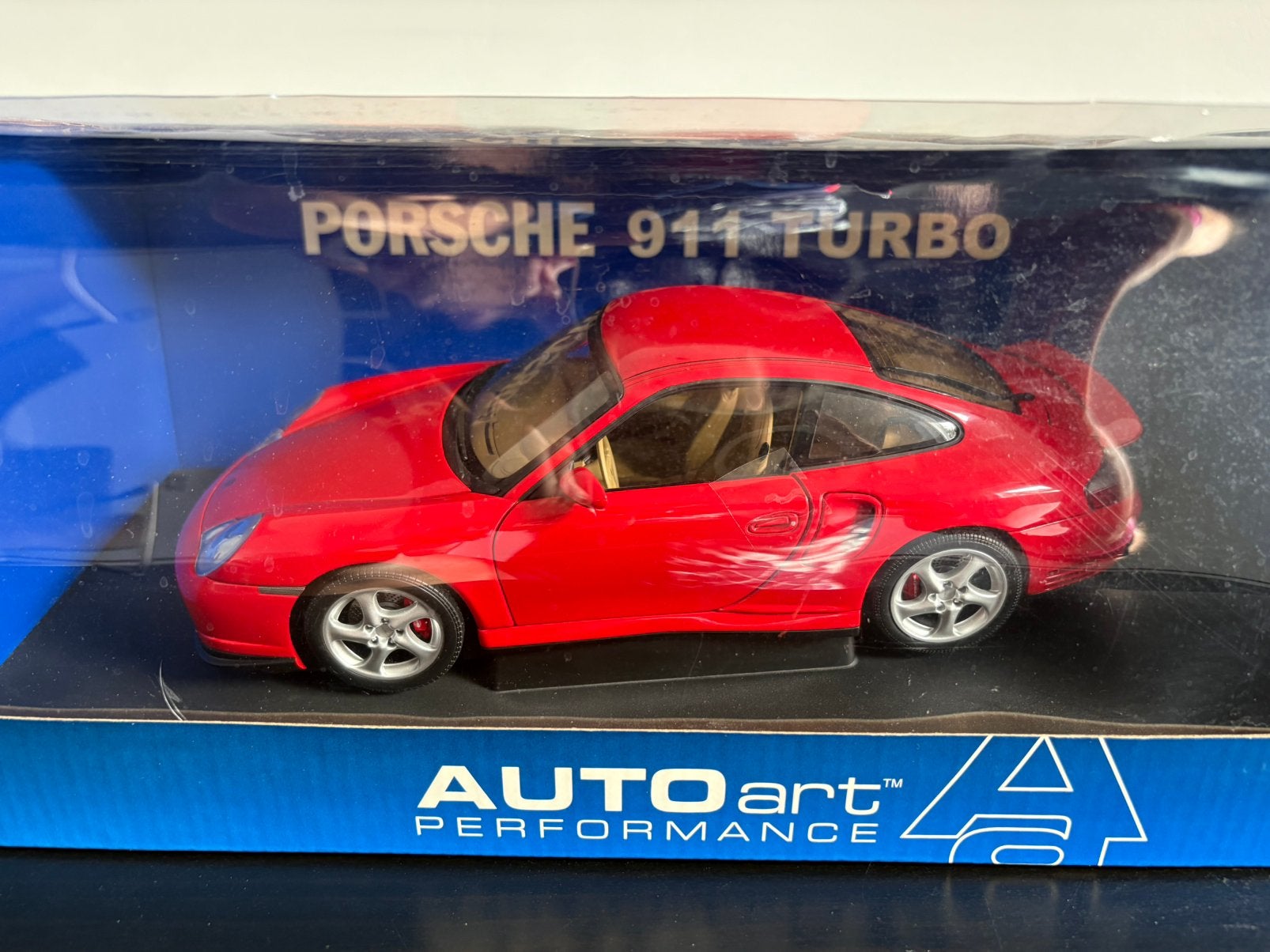 Porsche 996 Turbo 1/18 AutoArt, Enlèvement, Utilisé