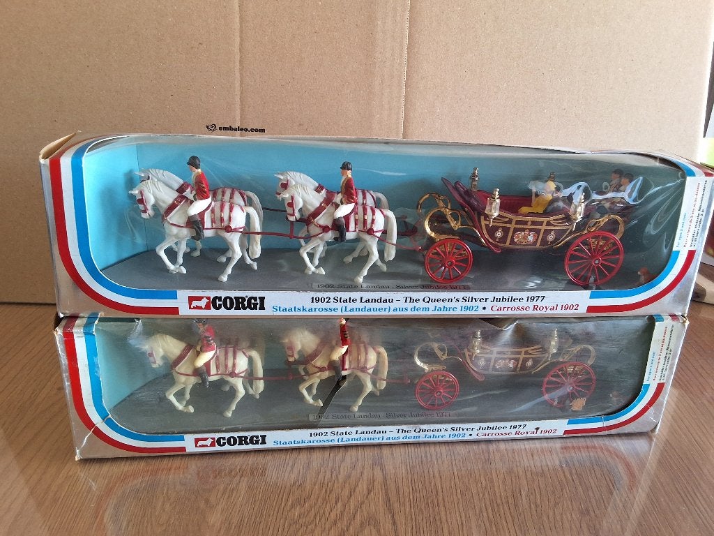 ​twee koetsen met paarden met de konigin elisabet2, Ophalen of Verzenden, Zo goed als nieuw, Overige typen, Corgi