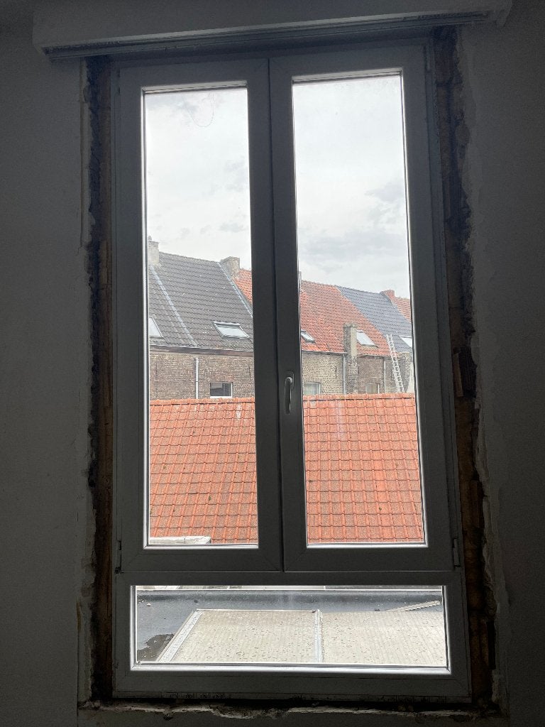 Venster, Doe-het-zelf en Bouw, Raamkozijnen en Schuifdeuren, Kunststof, Gebruikt, Raamkozijn, 150 tot 225 cm