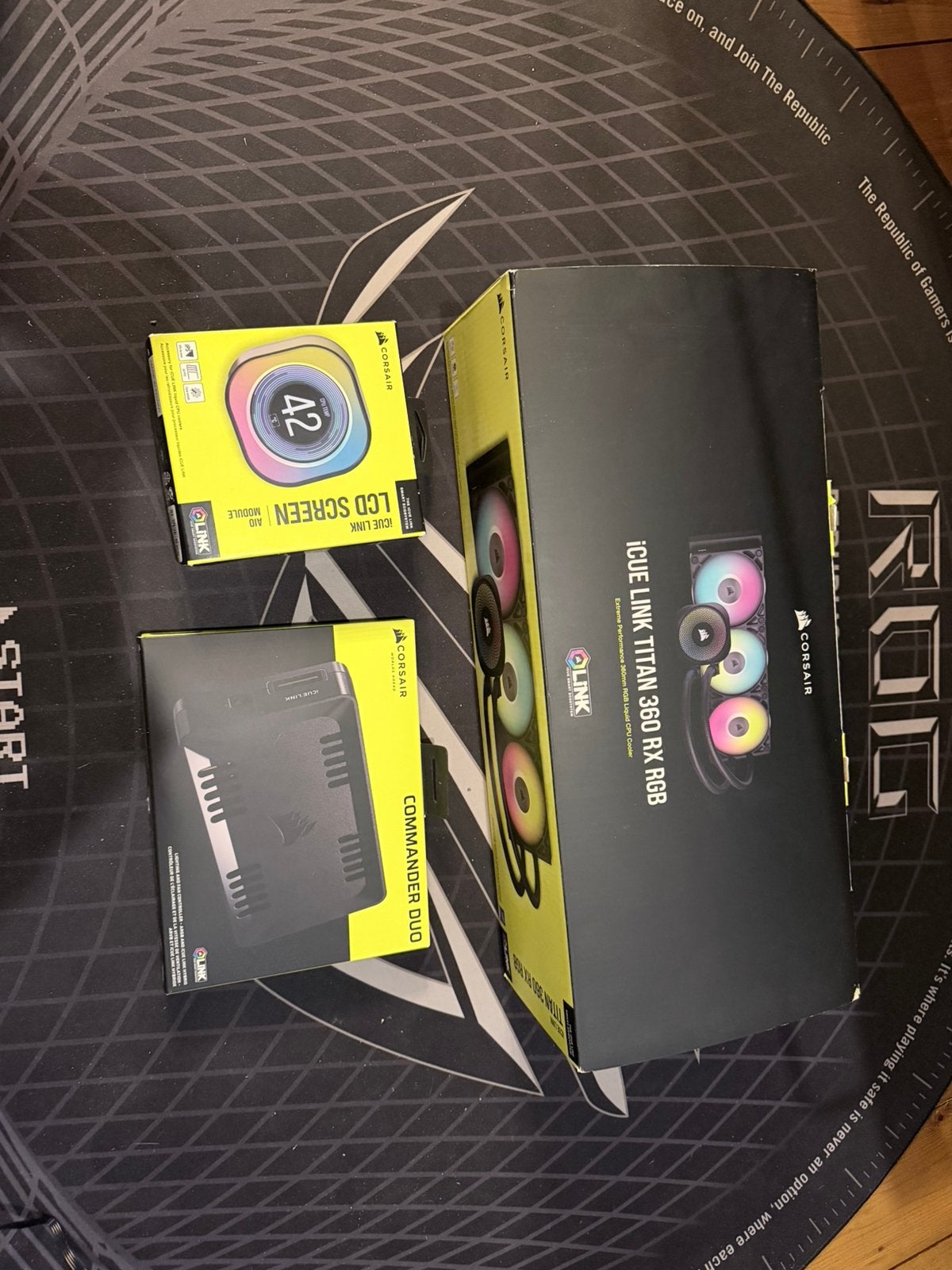 CORSAIR iCUE LINK TITAN 360 mm RX vloeistof, Computers en Software, Computerkoelers, Ophalen of Verzenden, Zo goed als nieuw, Waterkoeling