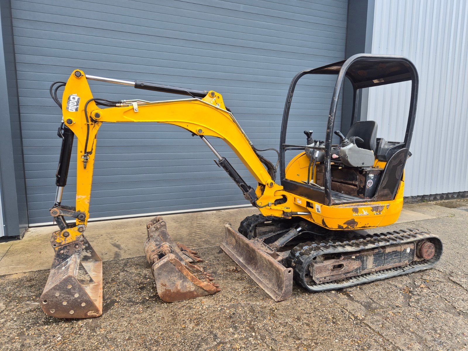 JCB 8025 Graafmachine Minigraver, Ophalen
