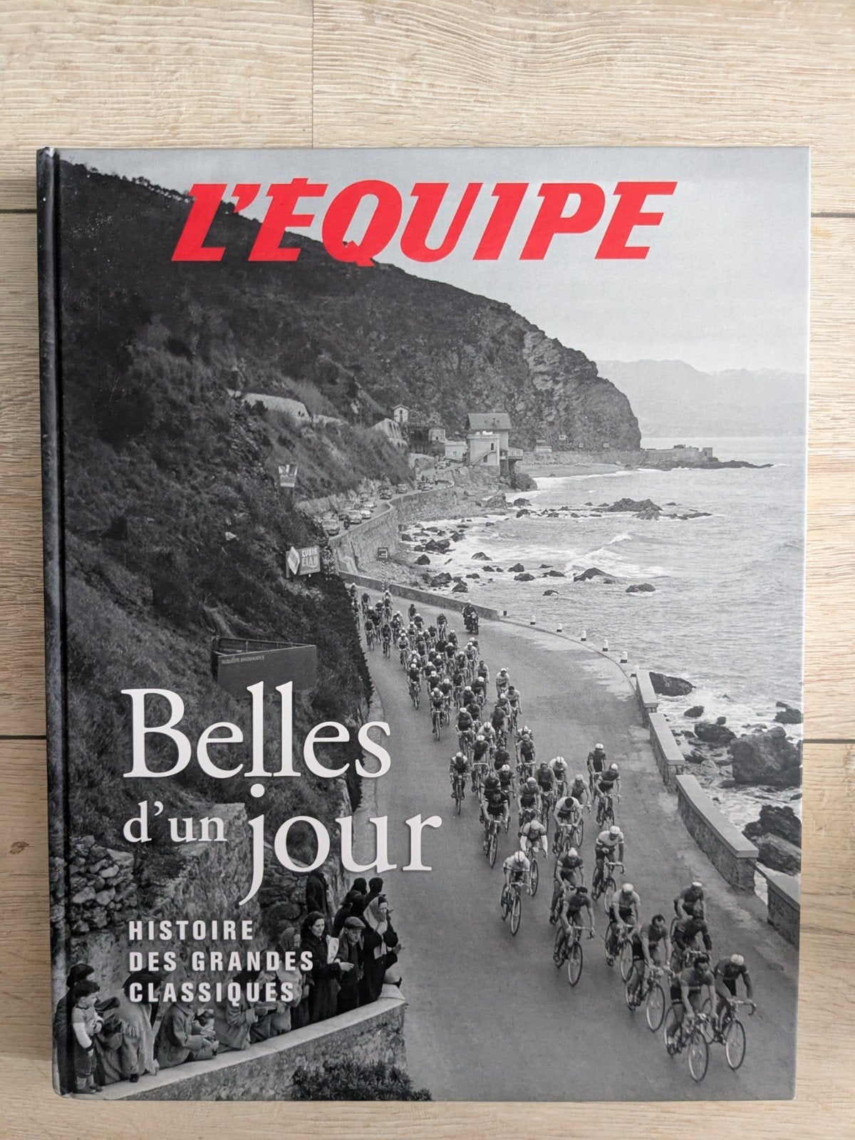 Livre Belles d'un Jour, Histoire des Grandes Classiques Cycl, Enlèvement ou Envoi, Utilisé, Course à pied et Cyclisme