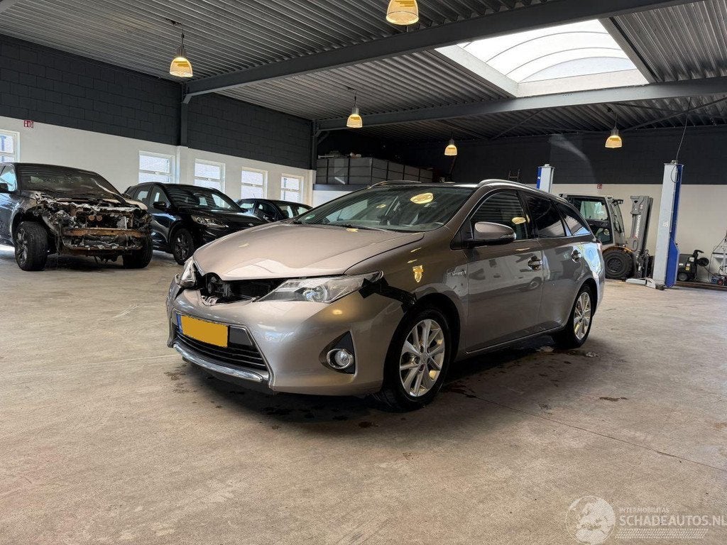Toyota Auris Touring Sports 1.8 Hybrid Sports 170.000 NAP!, Automaat, Bruin, Toyota-Allee 2 ,50858, Köln, Deutschland, Break