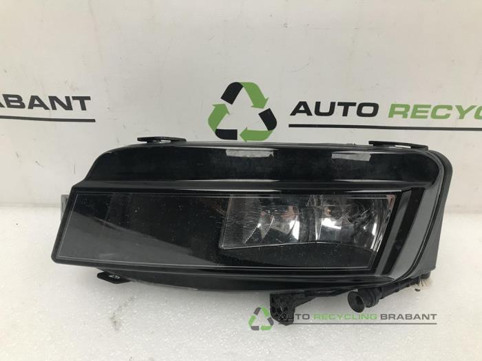 Feu antibrouillard avant gauche d'un Volkswagen Golf, Autos : Pièces & Accessoires, -, 3 mois de garantie, Utilisé, -