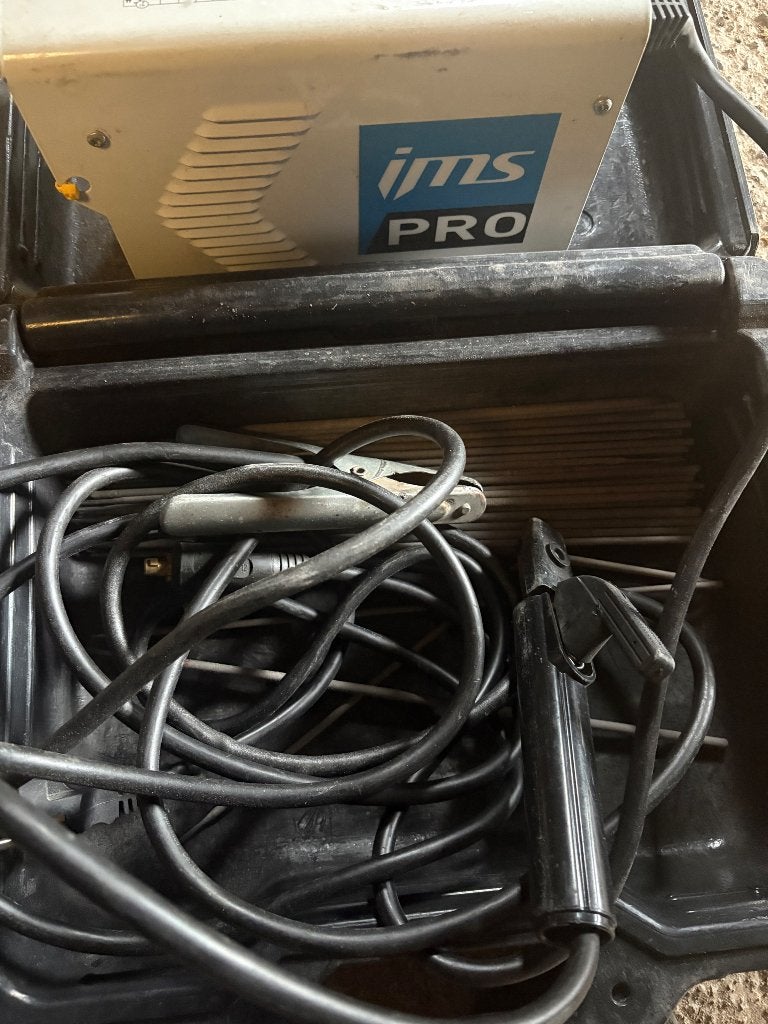 Poste à souder, Enlèvement, Utilisé, 150 à 250 ampères, Inverter