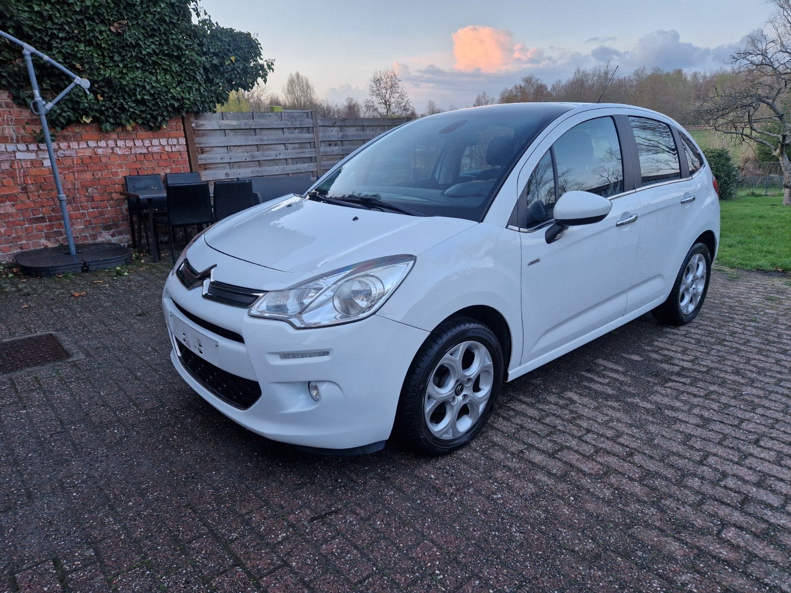 Modèle exclusif Citroën C3, Autos, Citroën, Particulier, C3, Vitres électriques, Essence, Enlèvement