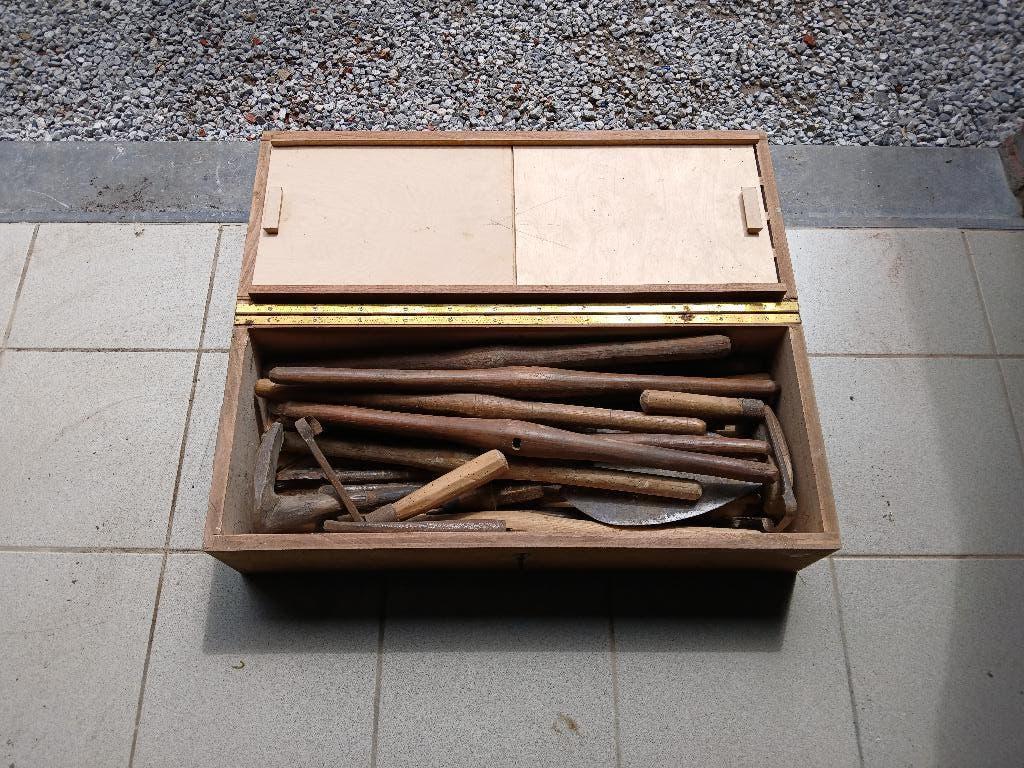 Ancien coffret outils sabot, Antiquités & Art, Enlèvement