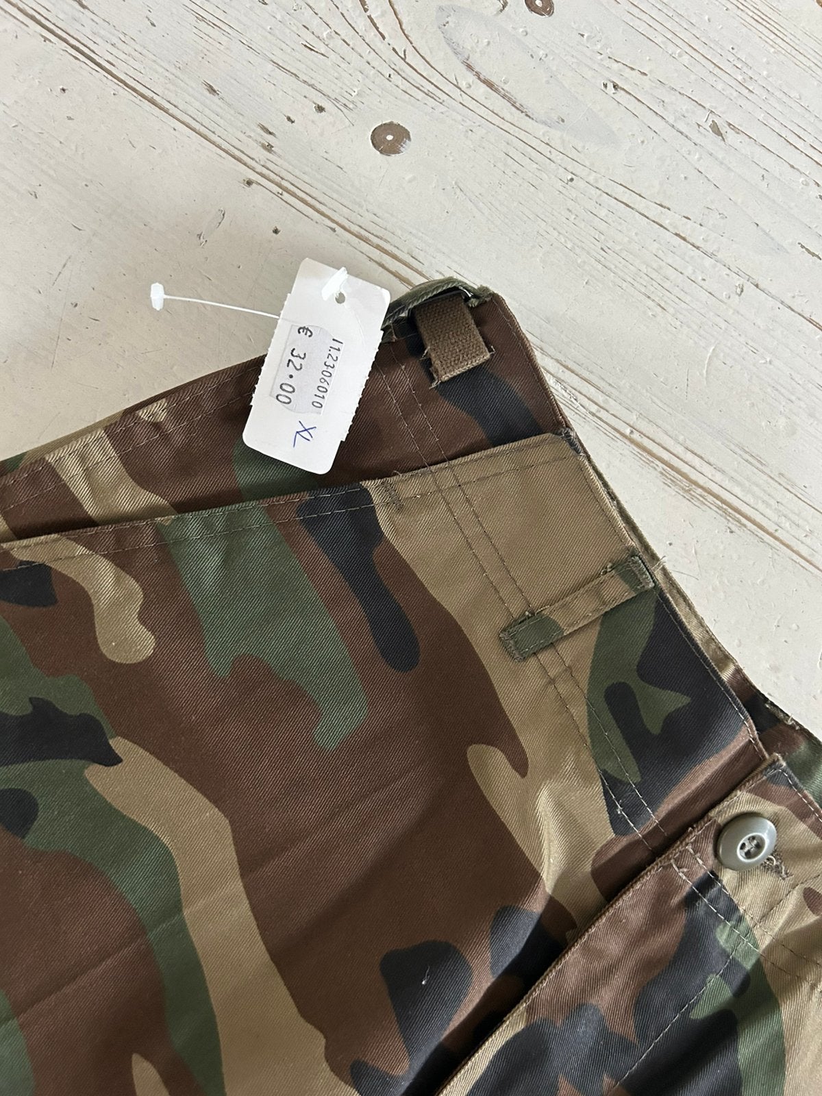 M164 - afritsbare legerbroek - nieuw!, Kinderen en Baby's, Kinderkleding | Maat 164, Ophalen, Nieuw, Jongen of Meisje, Broek