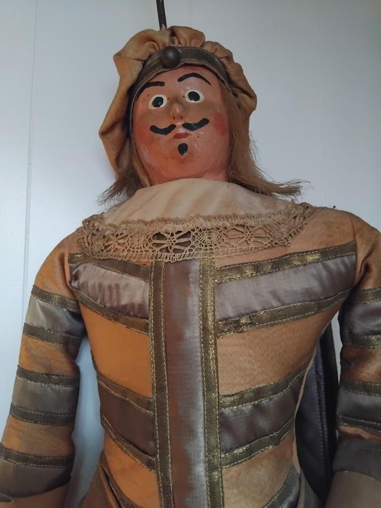 Theater marionette (theatre royal de toone brussel ), Ophalen