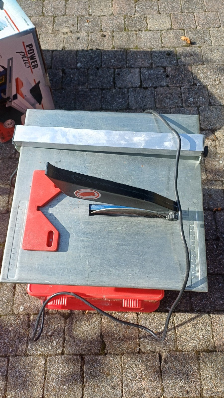 tegelzaagmachine power plus proficiat 749, Ophalen, Gebruikt