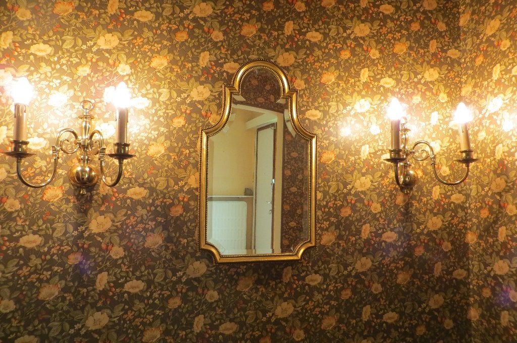 Miroir biseauté avec 2 appliques lumineuses, Maison & Meubles, Accessoires pour la Maison | Miroirs, Comme neuf, Moins de 50 cm