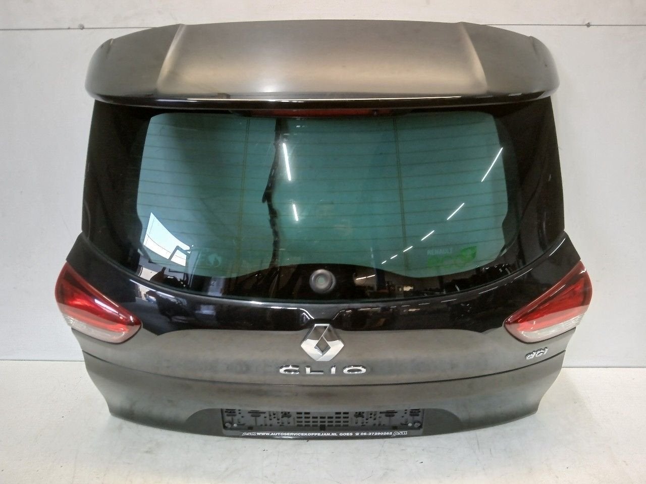 Achterklep Renault Clio, Onderdelen@venauto.nl, Van der Ven Autorecycling B.V., Gebruikt, Ettenseweg 76, 4706 PB Roosendaal, The Netherlands